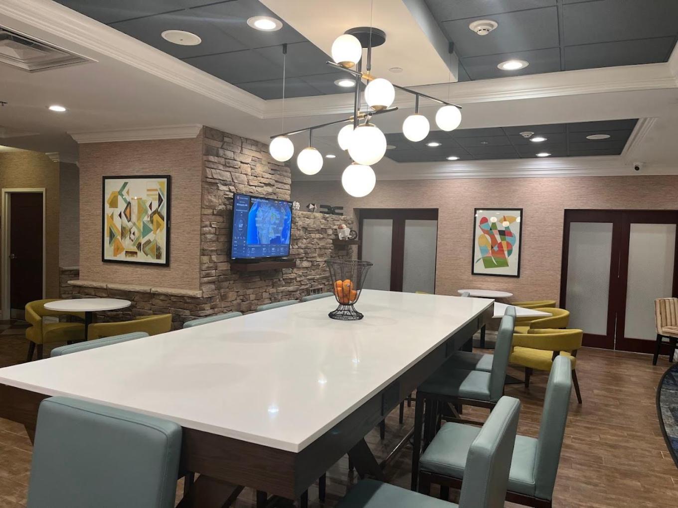 Hampton Inn Atlanta-Canton Exterior foto